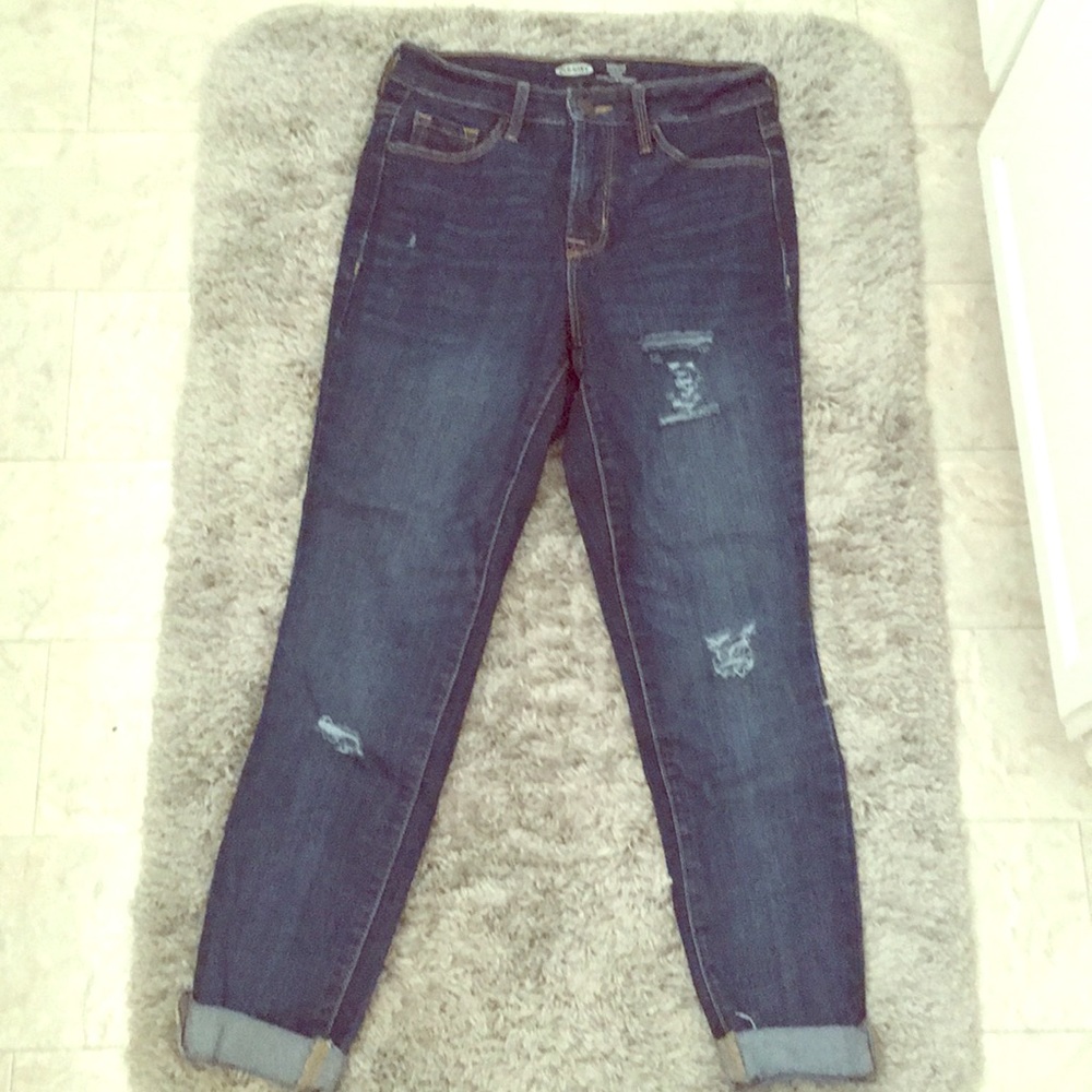 Ripped high rise skinny jeans